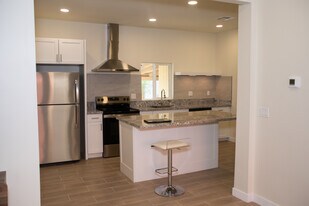 815 E Drachman St in Tucson, AZ - Building Photo