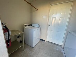 1500 Dogwood St in Campbell River, BC - Building Photo - Building Photo
