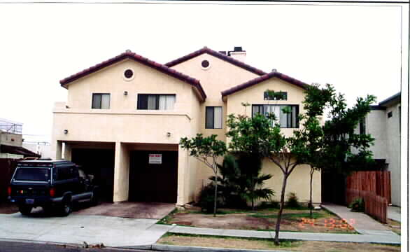 3875-3877 Wilson Ave in San Diego, CA - Building Photo - Building Photo