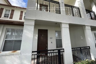 4664 Acadian Trail in Coconut Creek, FL - Foto de edificio - Building Photo