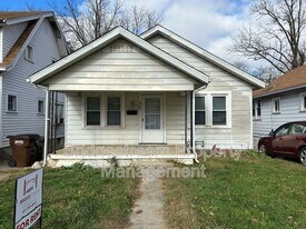 37 W Melford Ave in Dayton, OH - Building Photo