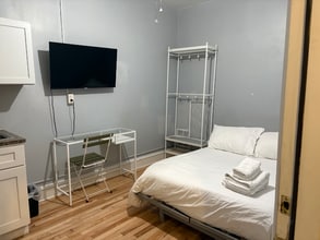 55 N 63rd St in Philadelphia, PA - Building Photo - Building Photo