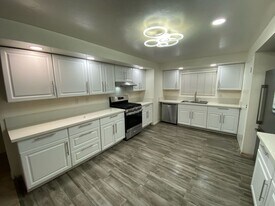 5033 54th St in San Diego, CA - Building Photo