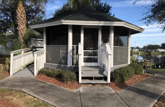 3844 Town Square Blvd in Melbourne, FL - Building Photo - Building Photo