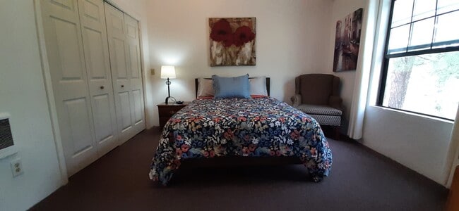 209 N Eagle Dr in Ruidoso, NM - Building Photo - Building Photo