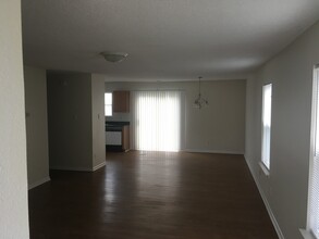 10879 Walnut Grove Bend in Camby, IN - Building Photo - Building Photo