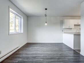 73 Lalande Rue in Longueuil, QC - Building Photo - Building Photo