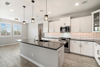 25509 N 140th Dr in Sun City West, AZ - Building Photo - Building Photo