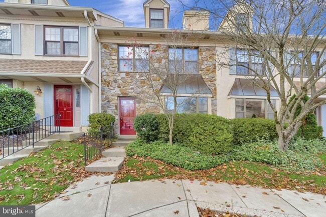 property at 10 Liberte Ln