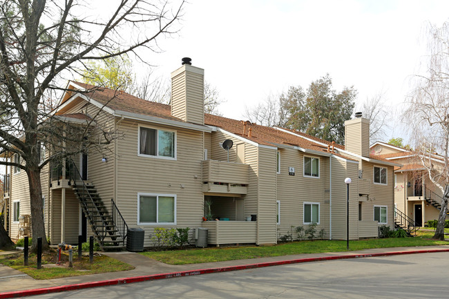 Cambridge Park in Sacramento, CA - Building Photo - Building Photo