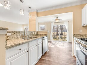 2494 Stoughton Cir in Aurora, IL - Building Photo - Building Photo