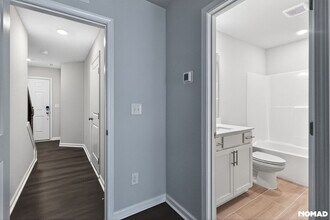 516 Light Oak Wy in Apex, NC - Building Photo - Building Photo