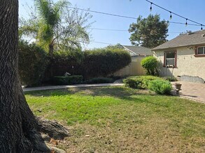 8834 Boyar Ave in Whittier, CA - Foto de edificio - Building Photo