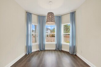 95 Crawford Ln in Richmond Hill, GA - Building Photo - Building Photo