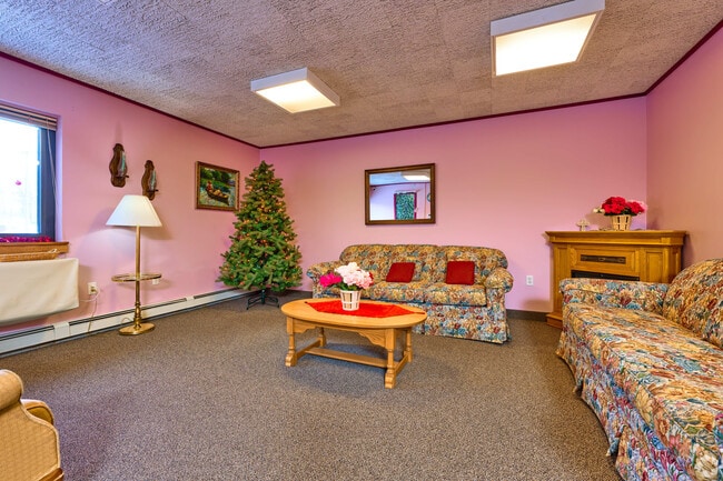 St Marks Terrace Dundee in Dundee, NY - Building Photo - Interior Photo