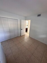 910 Twin Lakes Dr in Coral Springs, FL - Building Photo - Building Photo