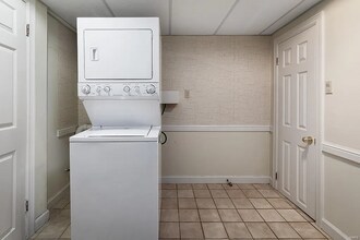 1740 Deborah Dr in Florissant, MO - Building Photo - Building Photo