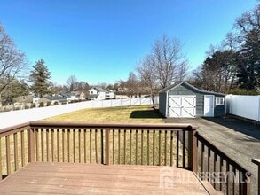 26 Garibaldi St in Bernardsville, NJ - Building Photo - Building Photo