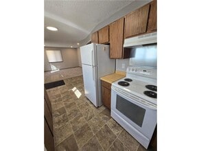 6662 84th Ct N in Minneapolis, MN - Building Photo - Building Photo