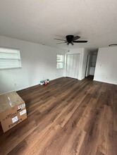 1857 29th Ave N in St. Petersburg, FL - Foto de edificio - Building Photo