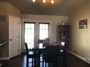 1220 N 250 W in Layton, UT - Building Photo - Building Photo