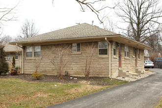 Idle Hour Villas in Lexington, KY - Foto de edificio - Building Photo