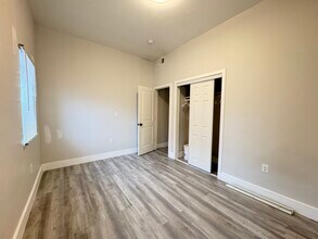 78 Columbia Ave, Unit 1 in Newark, NJ - Foto de edificio - Building Photo
