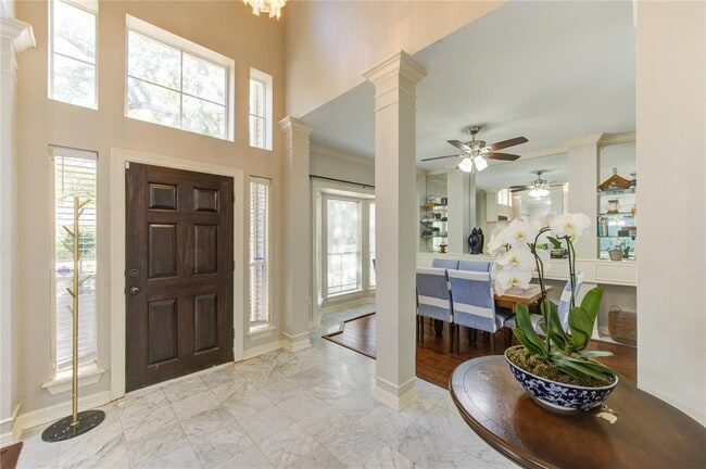 1526 Forest Home Dr in Houston, TX - Building Photo - Building Photo