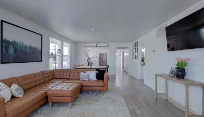 property at 632 N Stockton Ave