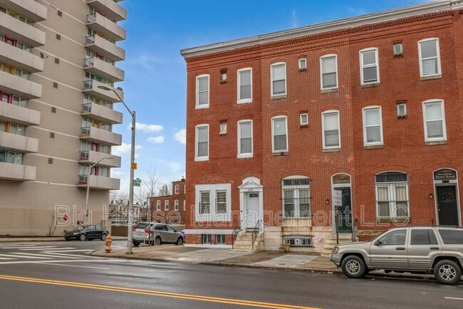 property at 339 E 25th St