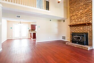 2805 Fernhurst Ct in Raleigh, NC - Foto de edificio - Building Photo