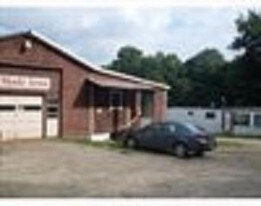 16050 Parsons Ln in Edinboro, PA - Building Photo