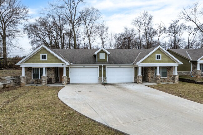 6543 Buchanan Crossing Dr in Kansas City, KS - Building Photo - Building Photo