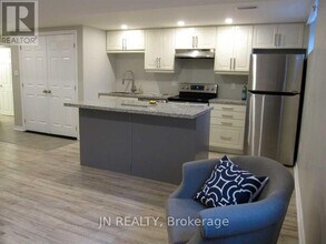 36 Harold St in Brampton, ON - Building Photo - Building Photo