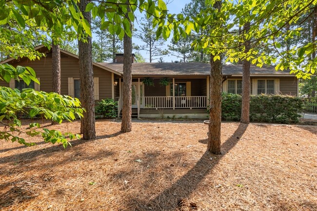 property at 4 Prichard Ln