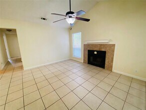 11709 Kings View Ct-Unit -Unit B in Austin, TX - Building Photo - Building Photo