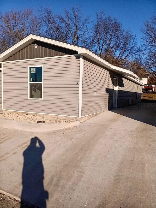property at 608 Main St