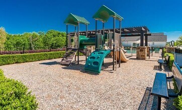 5008 Sage Hill Dr in Carrollton, TX - Building Photo - Building Photo