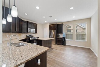 29022 Crystal Rose Ln in Fulshear, TX - Foto de edificio - Building Photo