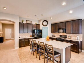 524 Sigourney Wy in Leander, TX - Foto de edificio - Building Photo
