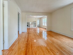 1218 Bluff Ave in Sheboygan, WI - Foto de edificio - Building Photo