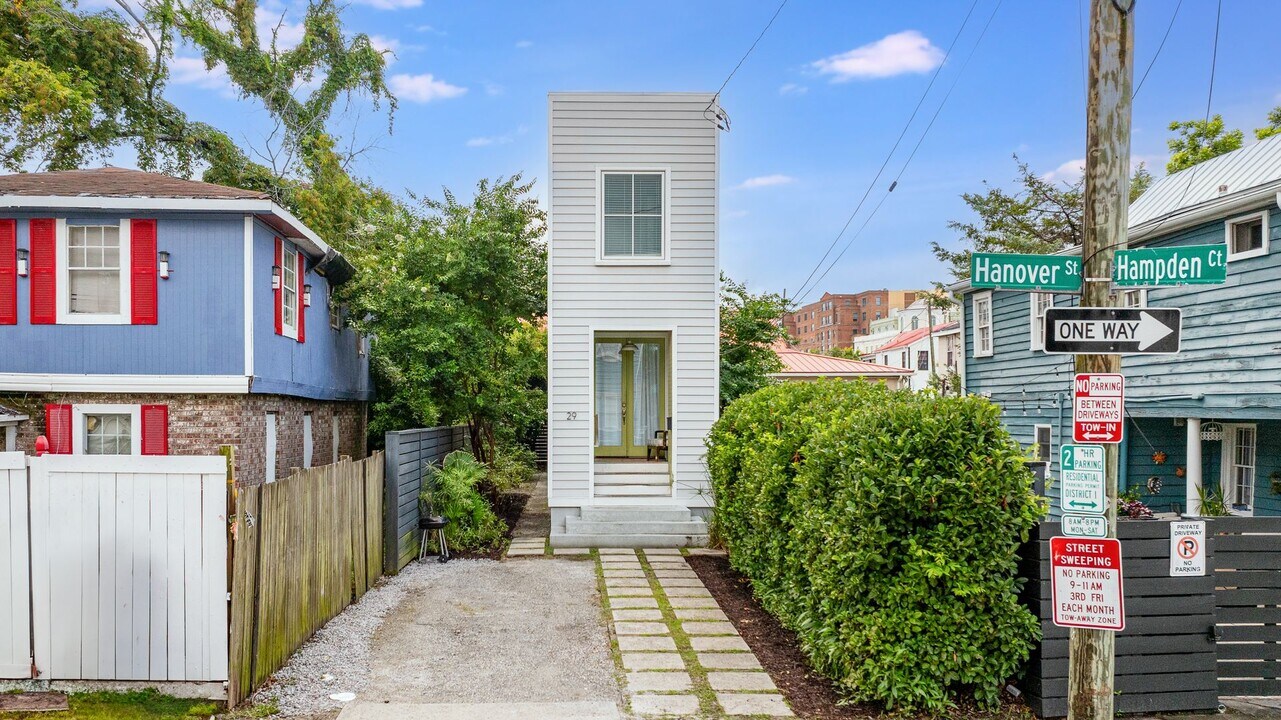 29 Hanover St in Charleston, SC - Building Photo