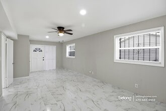 2403 Tiffany Pl in Decatur, GA - Foto de edificio - Building Photo