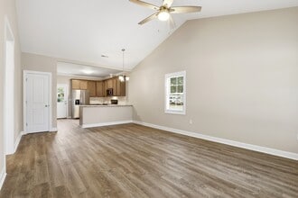 111 N Mill St in Pikeville, NC - Building Photo - Building Photo