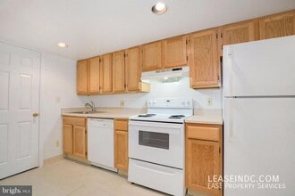 29 T St NW in Washington, DC - Building Photo - Building Photo