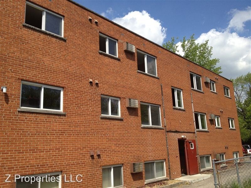 1514 Cedar Ave-Unit -Apt 1-11 in Cincinnati, OH - Building Photo