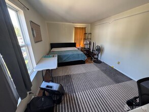 380 Keswick Dr in Piscataway, NJ - Building Photo - Building Photo