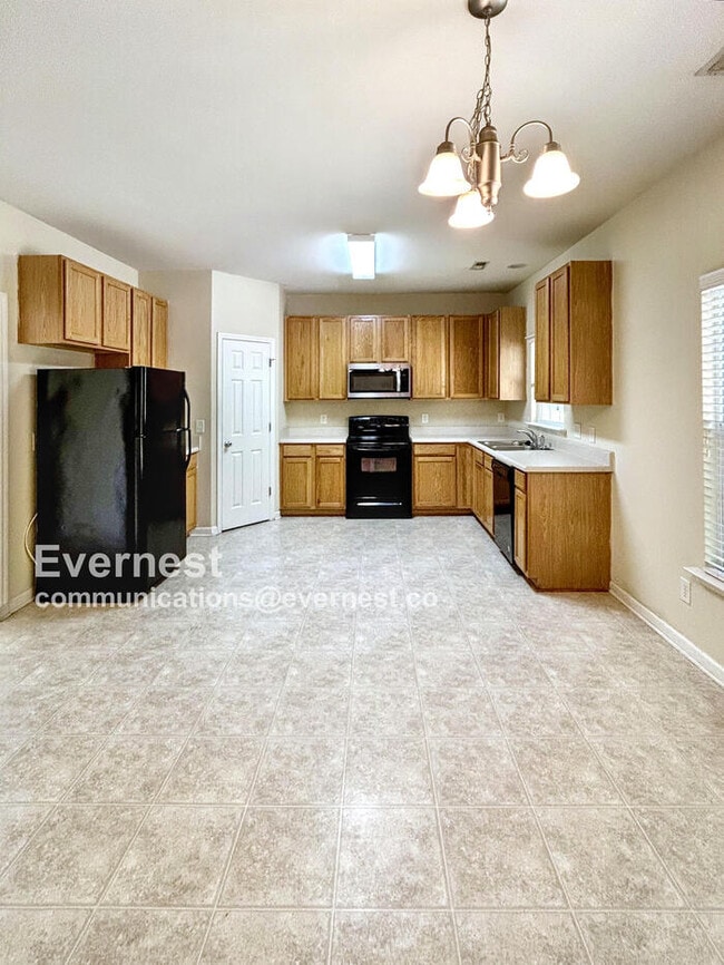 208 Trevor Ridge Dr