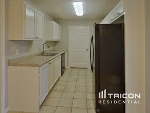 4406 Rob Dr in Granbury, TX - Building Photo - Building Photo