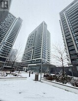 95 Oneida Crescent in Richmond Hill, ON - Building Photo